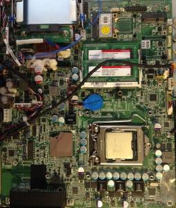 00ESA59-00-102-RS CPU Board for AFL2MB-15A-R10, w/o CPU, chipset Intel H61, 2x204-pin DDR3 SO-DIMM, SATA, CF, 3xDB9 (1xRJ-45), 1xGbE LAN, 5xUSB