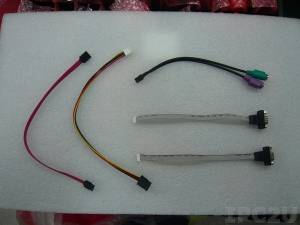 10E00035501X0 EBC355 Cable Kit include SATA cable, SATA power cable, PS2 KB/MS cable, COM Port cable